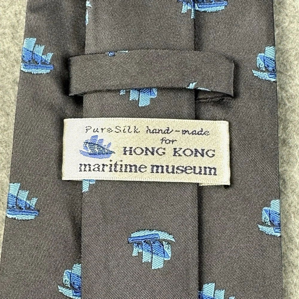 Vintage Hong Kong Maritime Museum Silk Tie Dark Gray Blue Junk Sailboats 58x4